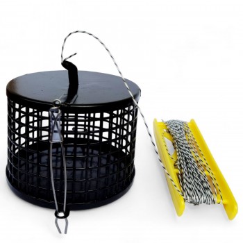 Кормушка-сетка с открывающимся дном и мотовилом для точной и быстрой доставки прикормки